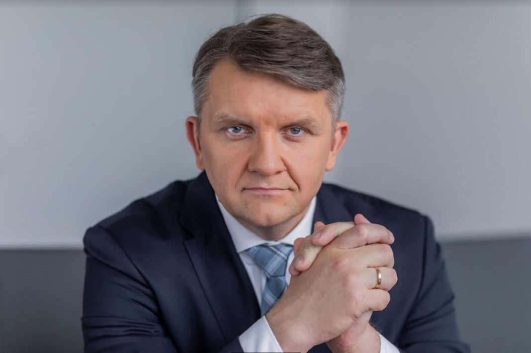 Grzegorz Ochędzan, CFO Grupa AB