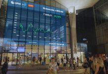Giełda uruchomiła projekt GPW 24/7 na ekranach DOOH