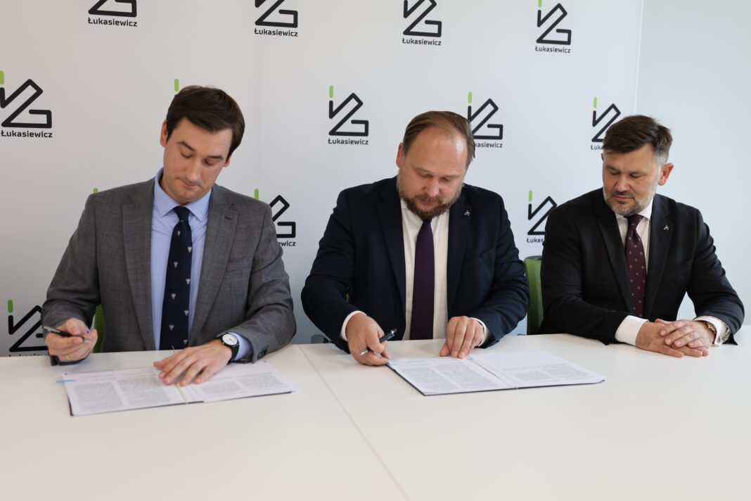Od lewej Hubert Cichocki, Ireneusz Borkowski, Daniel Ładno