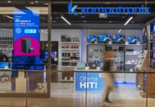 Komputronik na ścieżce wzrostu