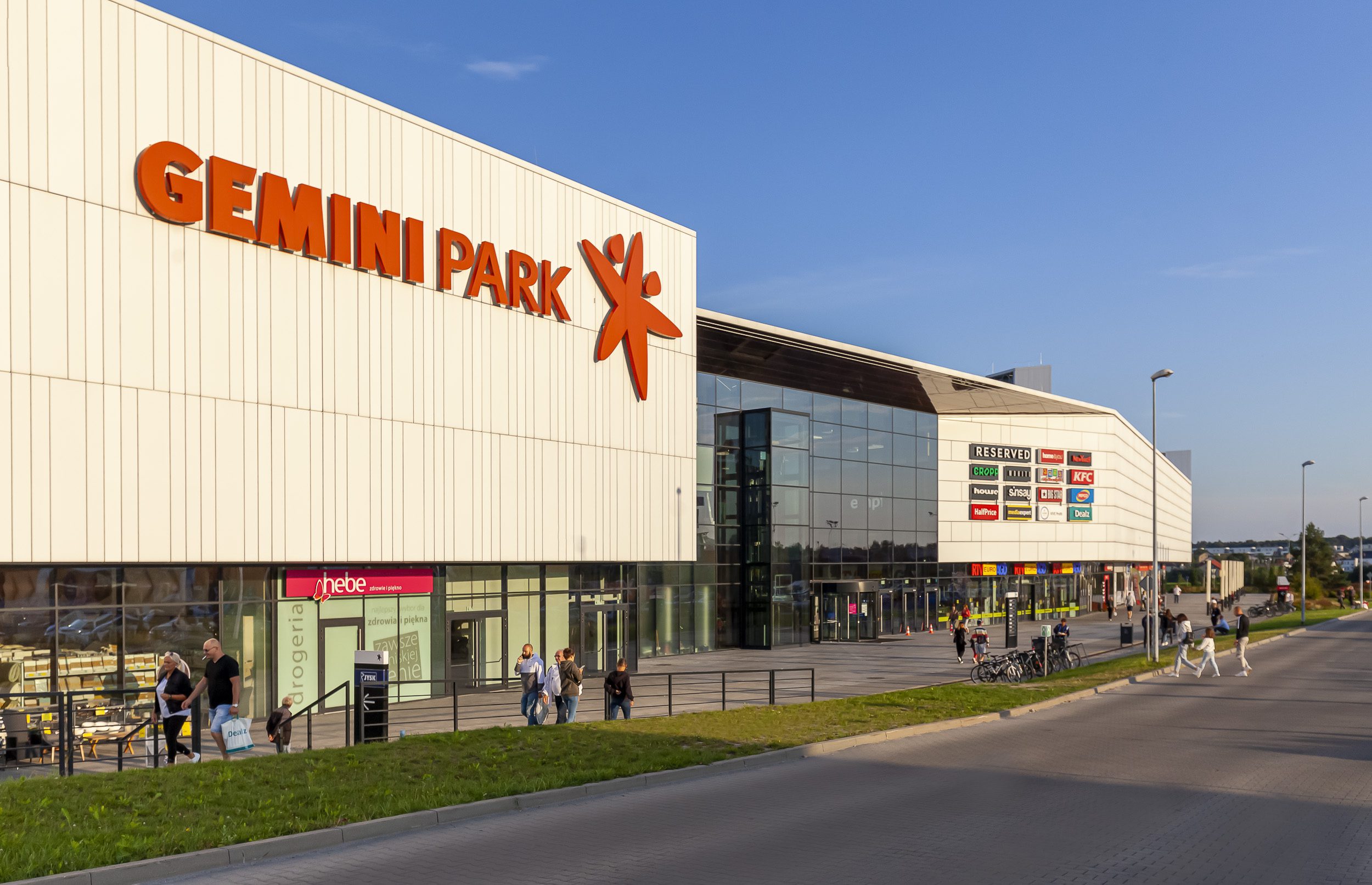 Gemini Holding skutecznie przyciąga klientów i wzmacnia sprzedaż