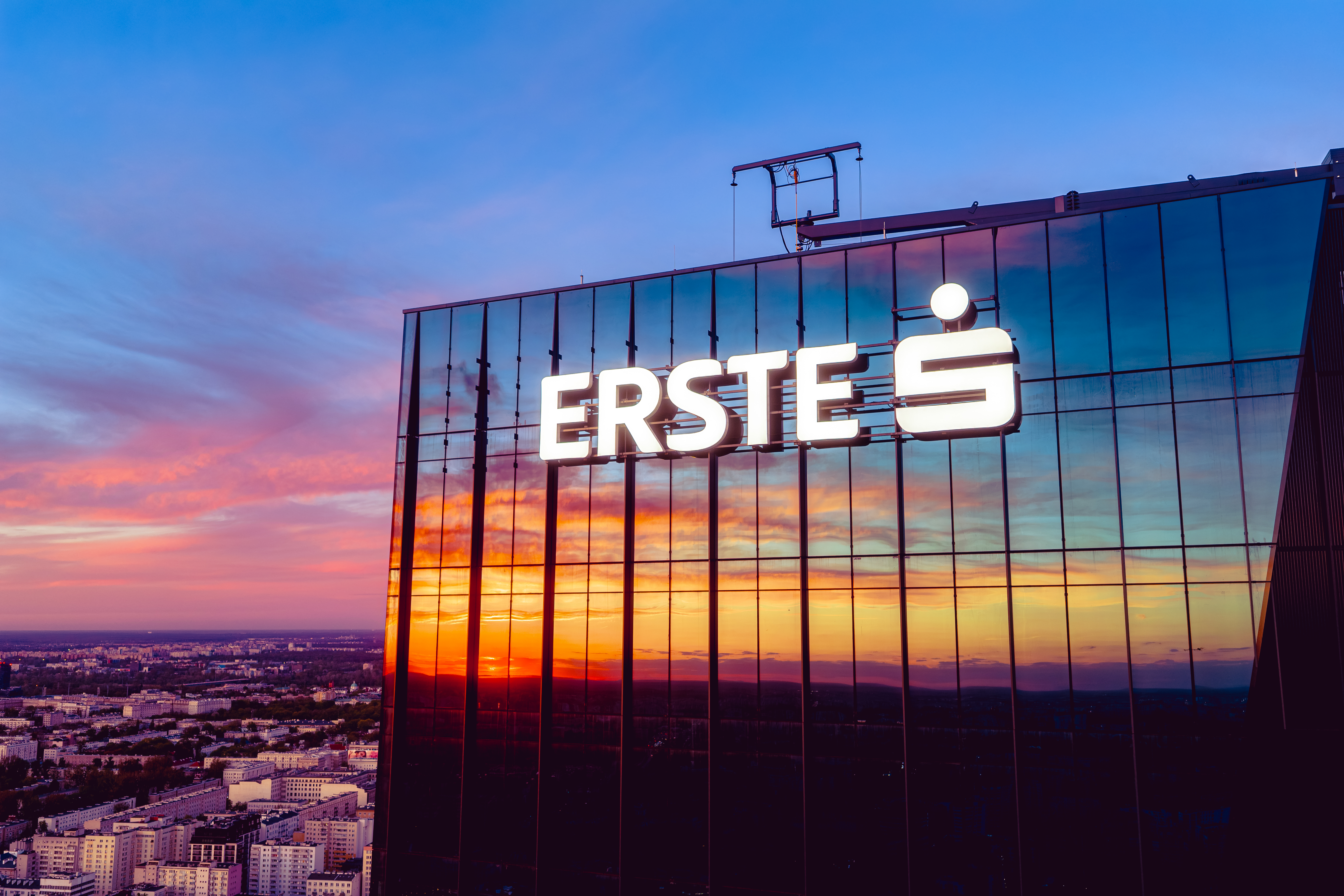Erste Bank Polska uruchamia eSIM od Autopay i Fonia