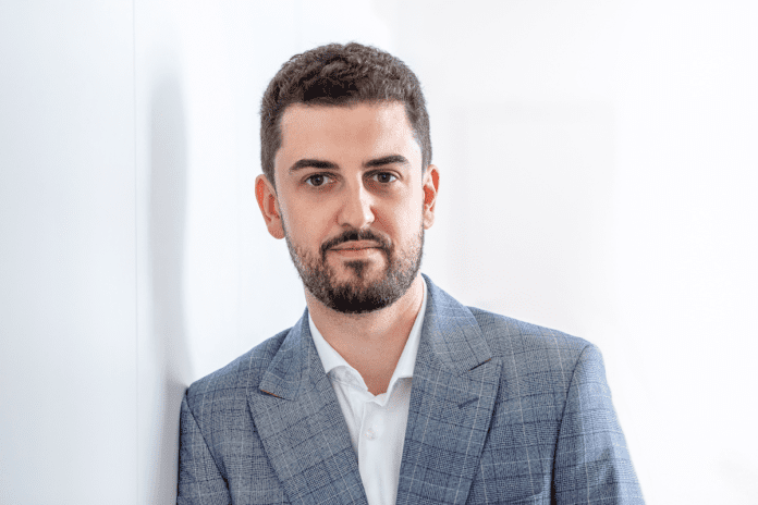 Łukasz Jeziorski, PlumResearch_1