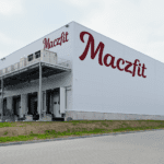 Maczfit zwiększa możliwości produkcyjne oraz zatrudnienie dzięki rozbudowie zakładu w Szymanowie