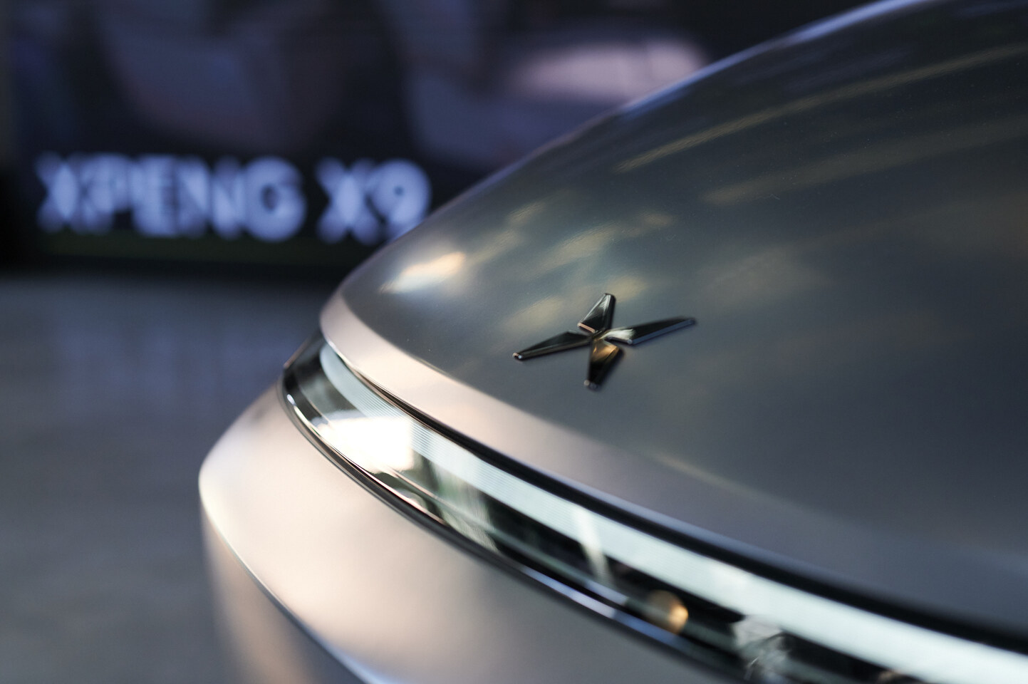 XPENG X9 – nowa definicja luksusu dla całej rodziny w Polsce